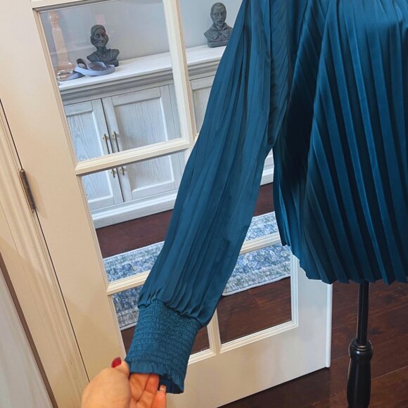 NWT Dear John Deep Teal Pleated Deletta Shirt Tie Front L XL - Picture 3 of 12